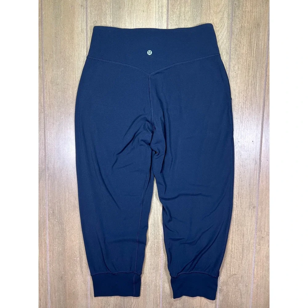 Lululemon Align Jogger Crop 23 Navy Blue High Rise Nulu Yoga Pants Size 8 - Picture 5 of 8